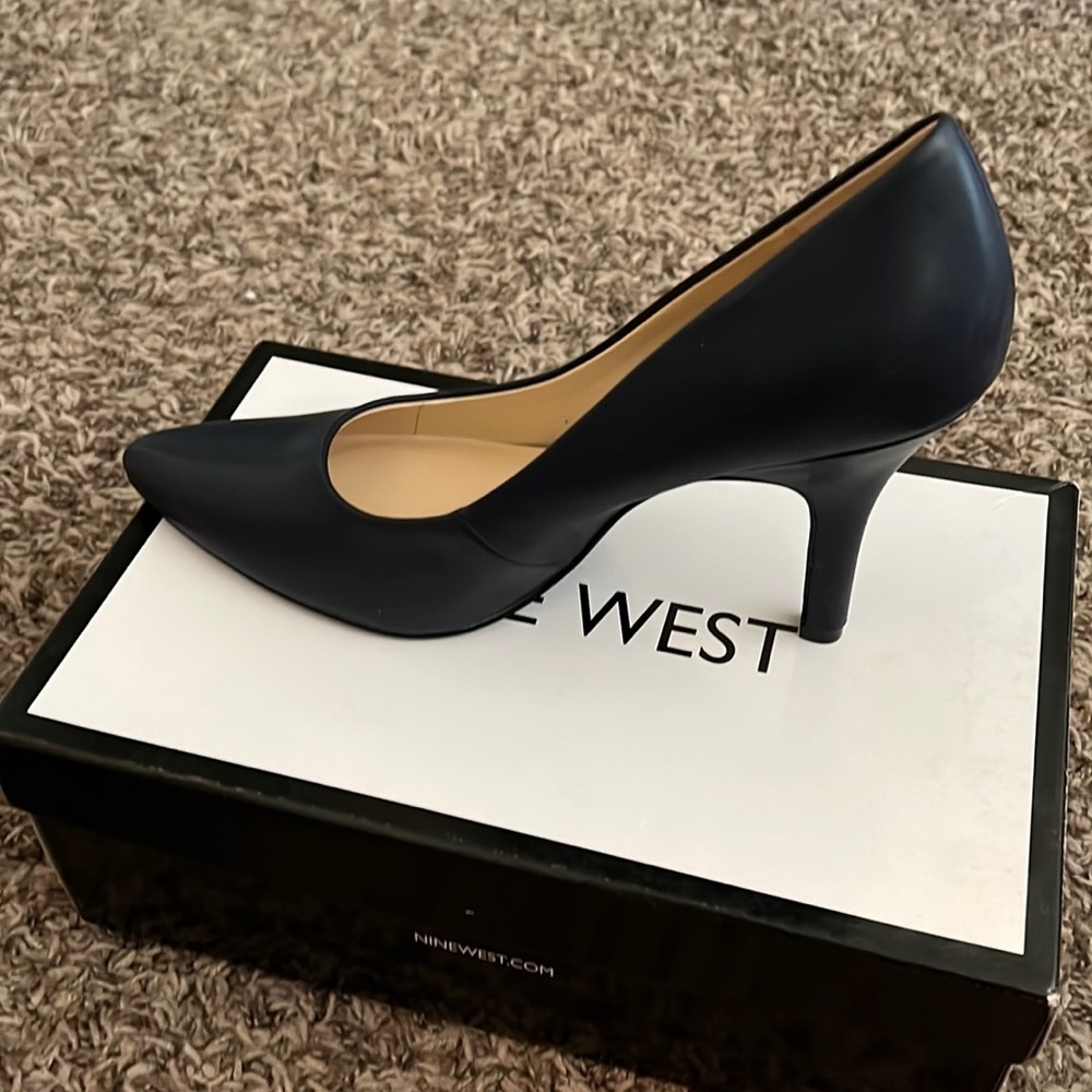Nine West Navy Heel